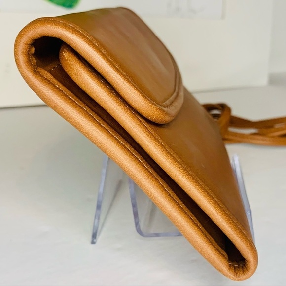 Vintage Coach NWOT Swing Wallet in British Tam # 4843 - Picture 6 of 14